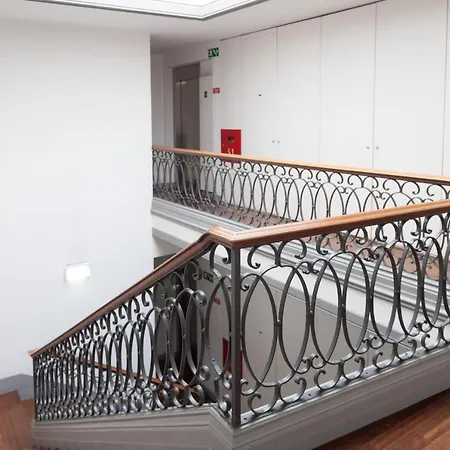 Flh Chiado Artsy Duplex Apartman
